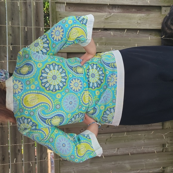 Floral Bejeweled Blouse - Picture 3 of 8